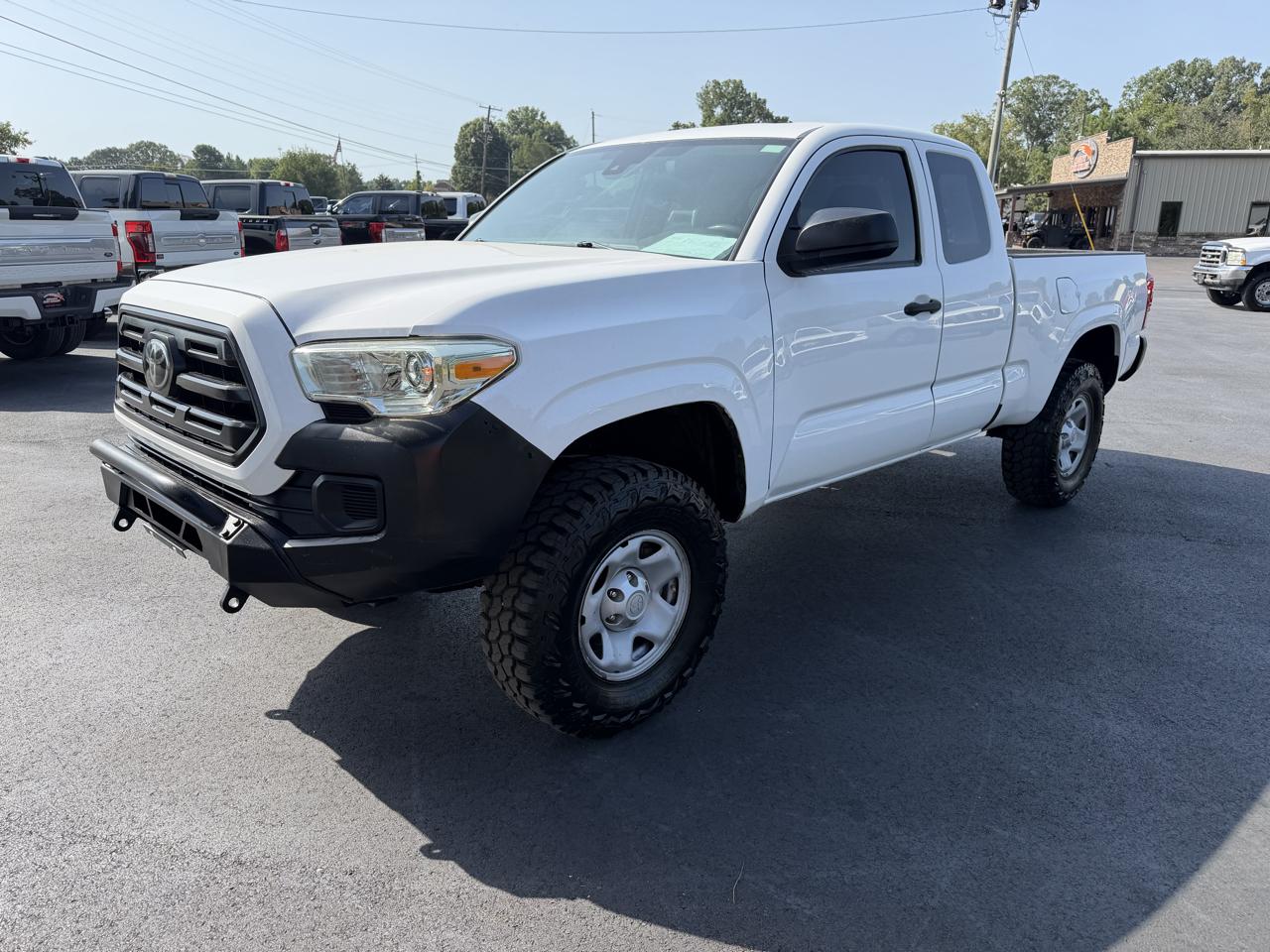Toyota Tacoma 4WD SR5 Access Cab 6' Bed I4 AT (Natl) 2019
