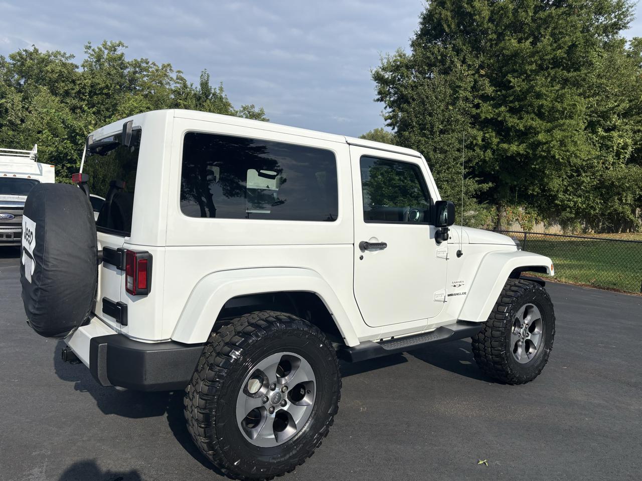 Jeep Wrangler 4WD 2dr Sahara 2016