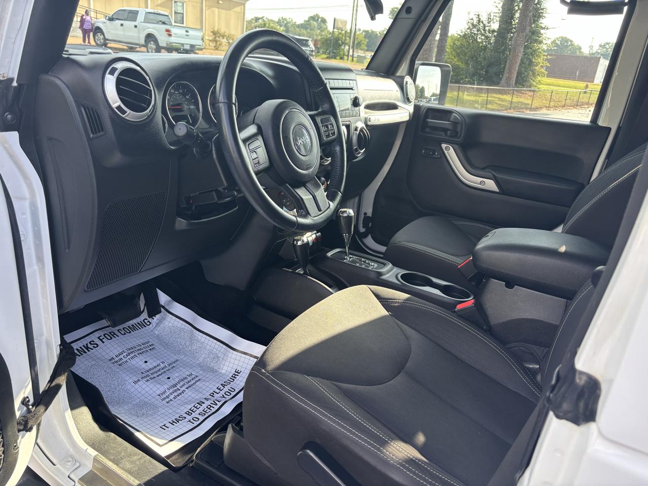 Jeep Wrangler 4WD 2dr Sahara 2016
