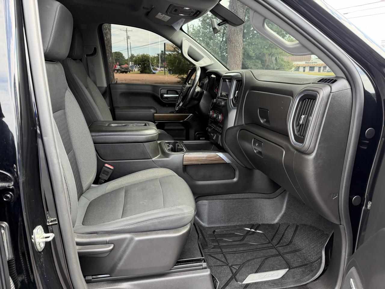 Chevrolet Silverado 1500 4WD Crew Cab 147" RST 2019