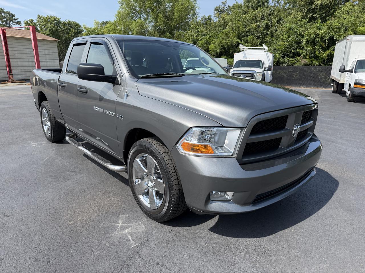RAM 1500 4WD Quad Cab 140.5" Express 2012