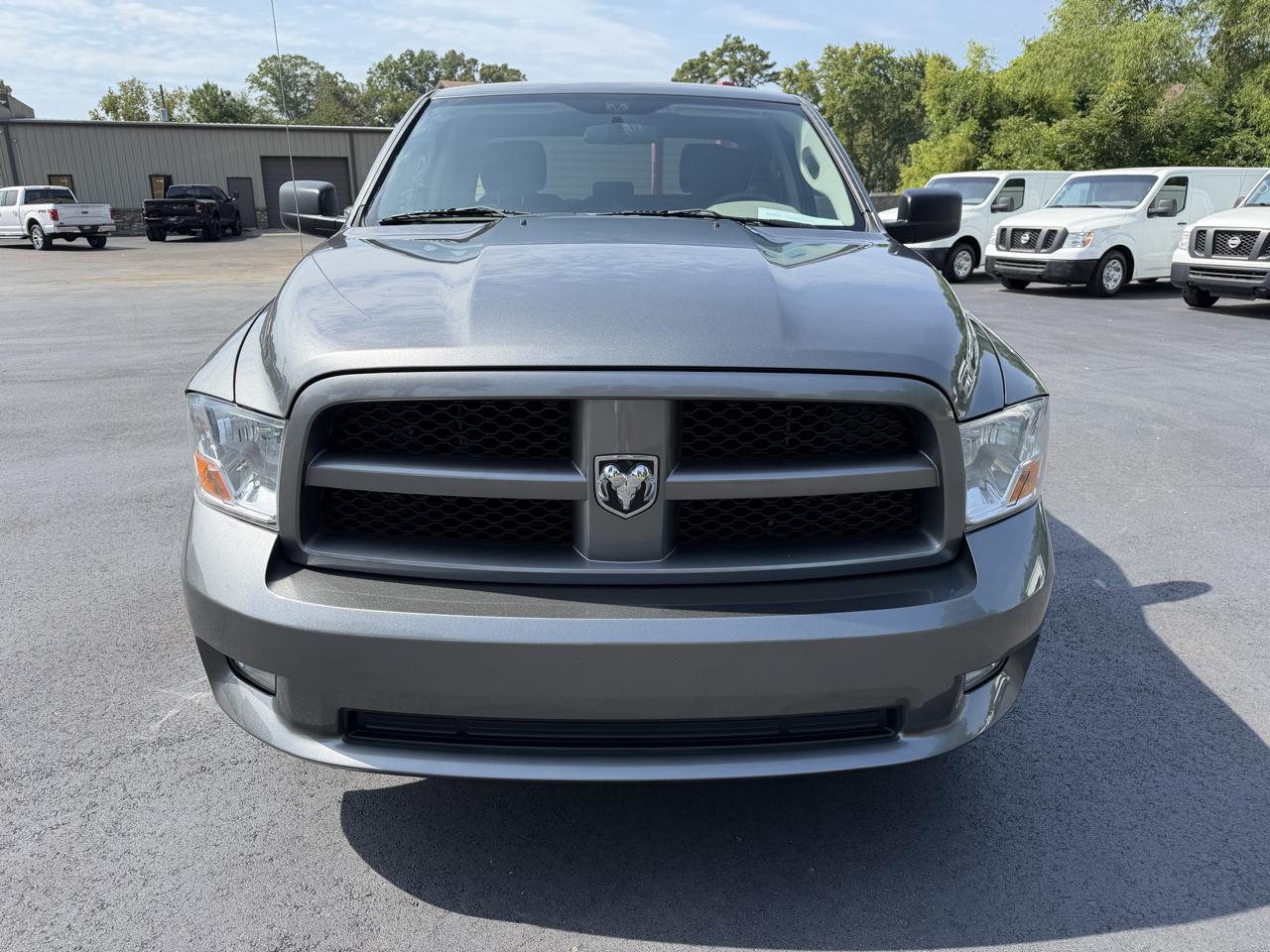 RAM 1500 4WD Quad Cab 140.5" Express 2012