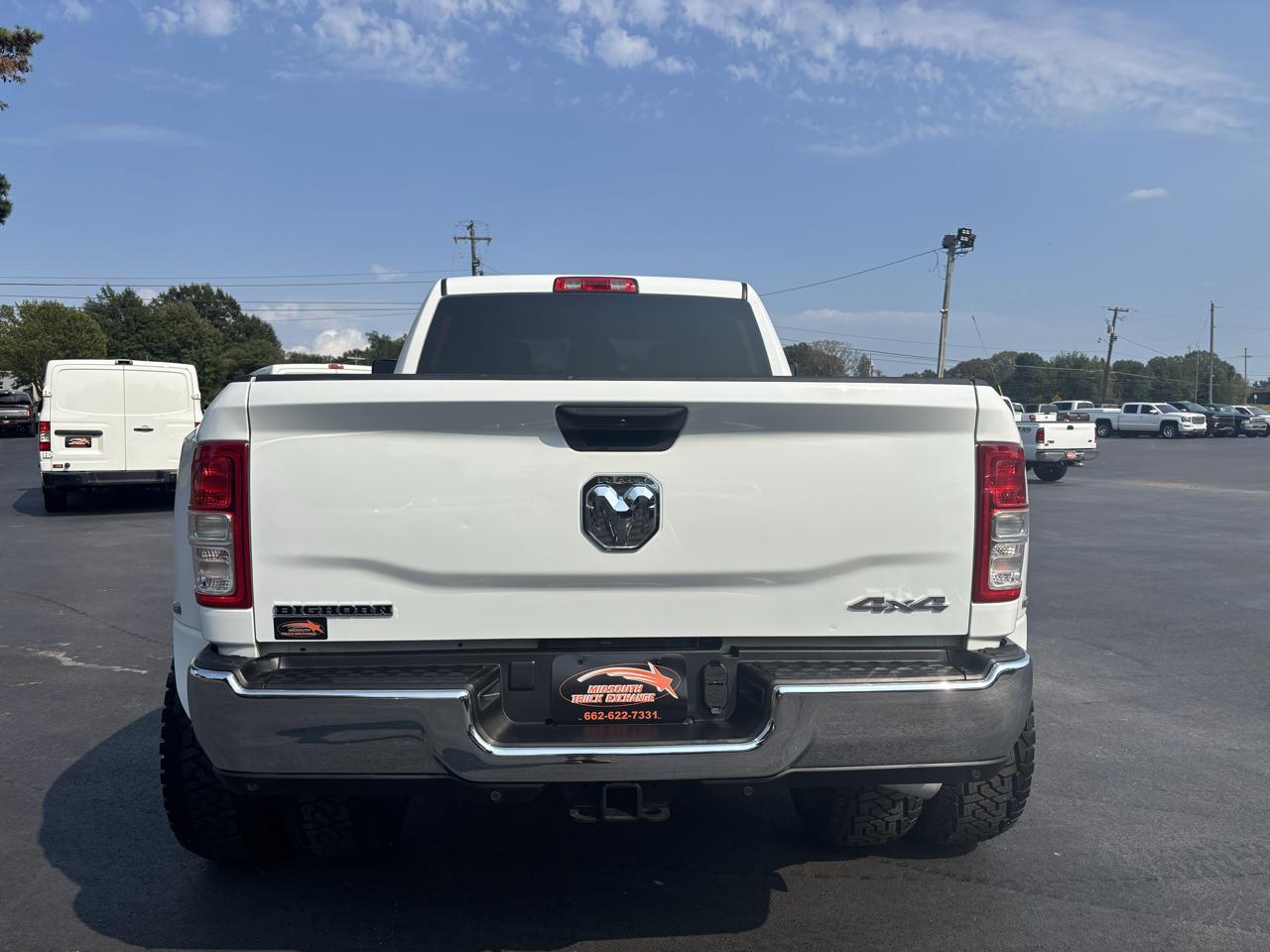 RAM 3500 Big Horn 4x4 Mega Cab 6'4" Box 2022