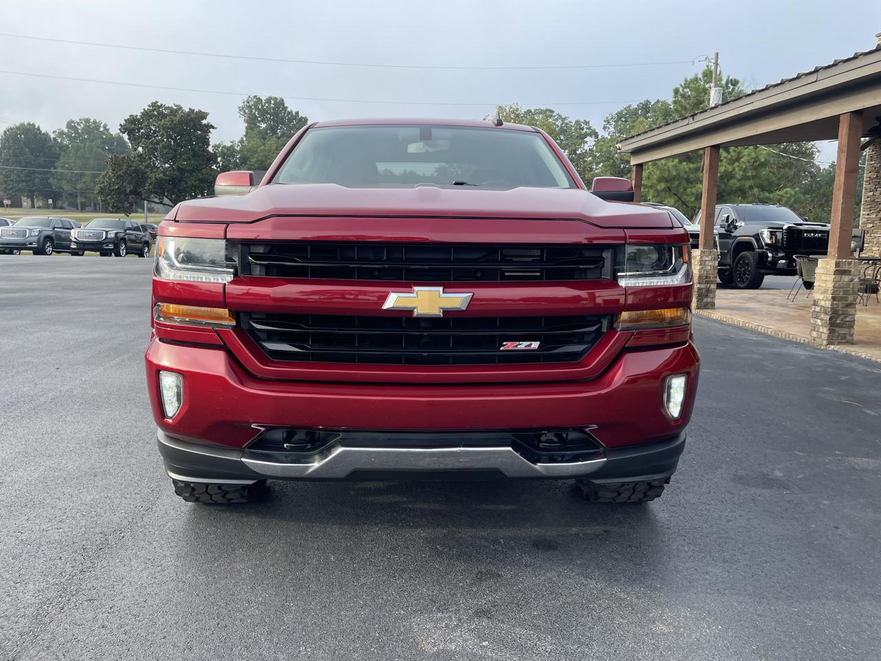 Chevrolet Silverado 1500 4WD Crew Cab 143.5" LT w/2LT 2018