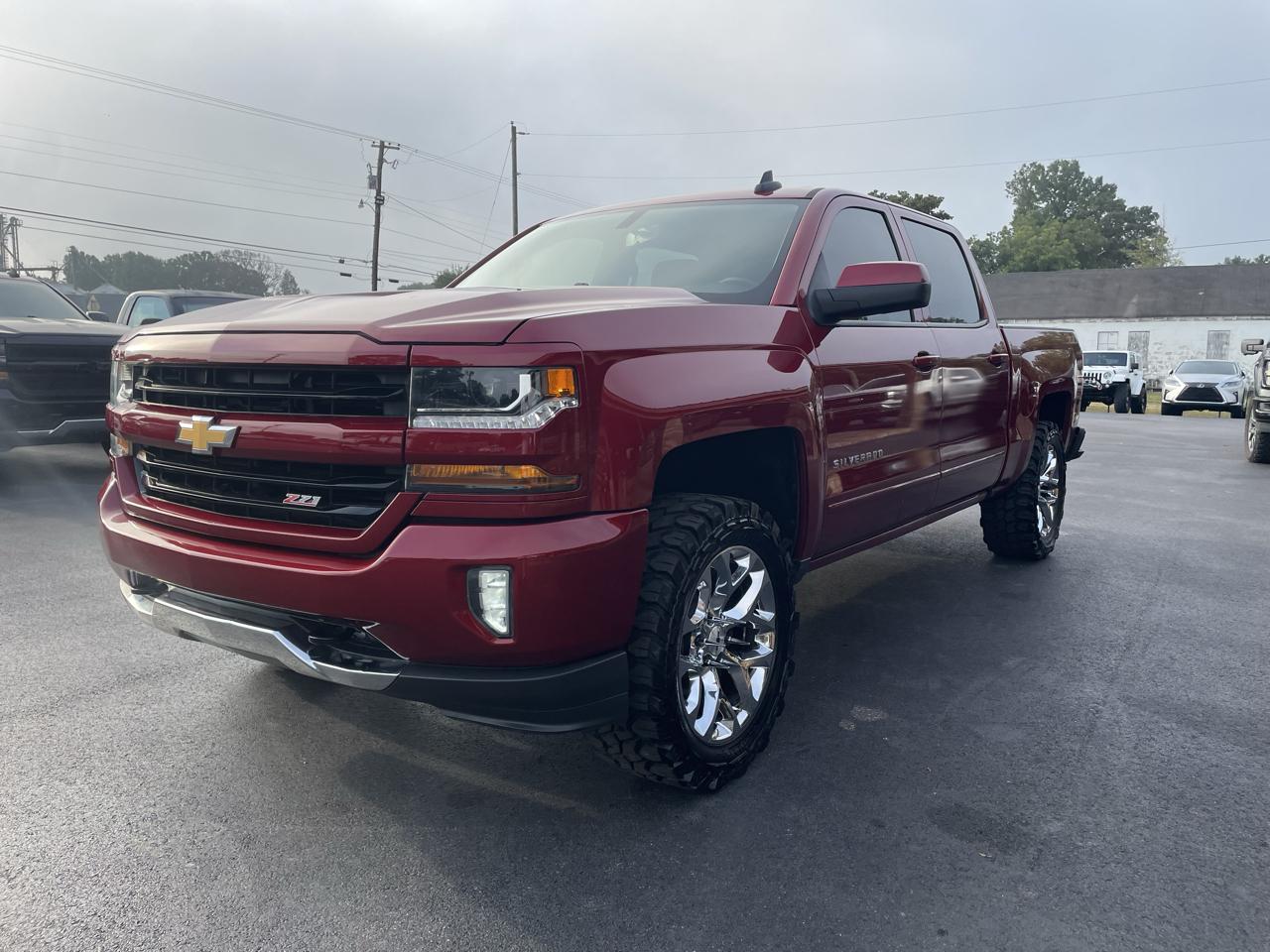 Chevrolet Silverado 1500 4WD Crew Cab 143.5" LT w/2LT 2018