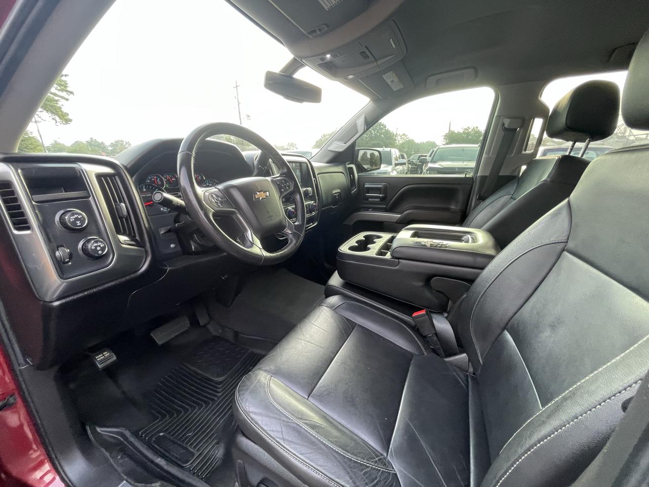 Chevrolet Silverado 1500 4WD Crew Cab 143.5" LT w/2LT 2018