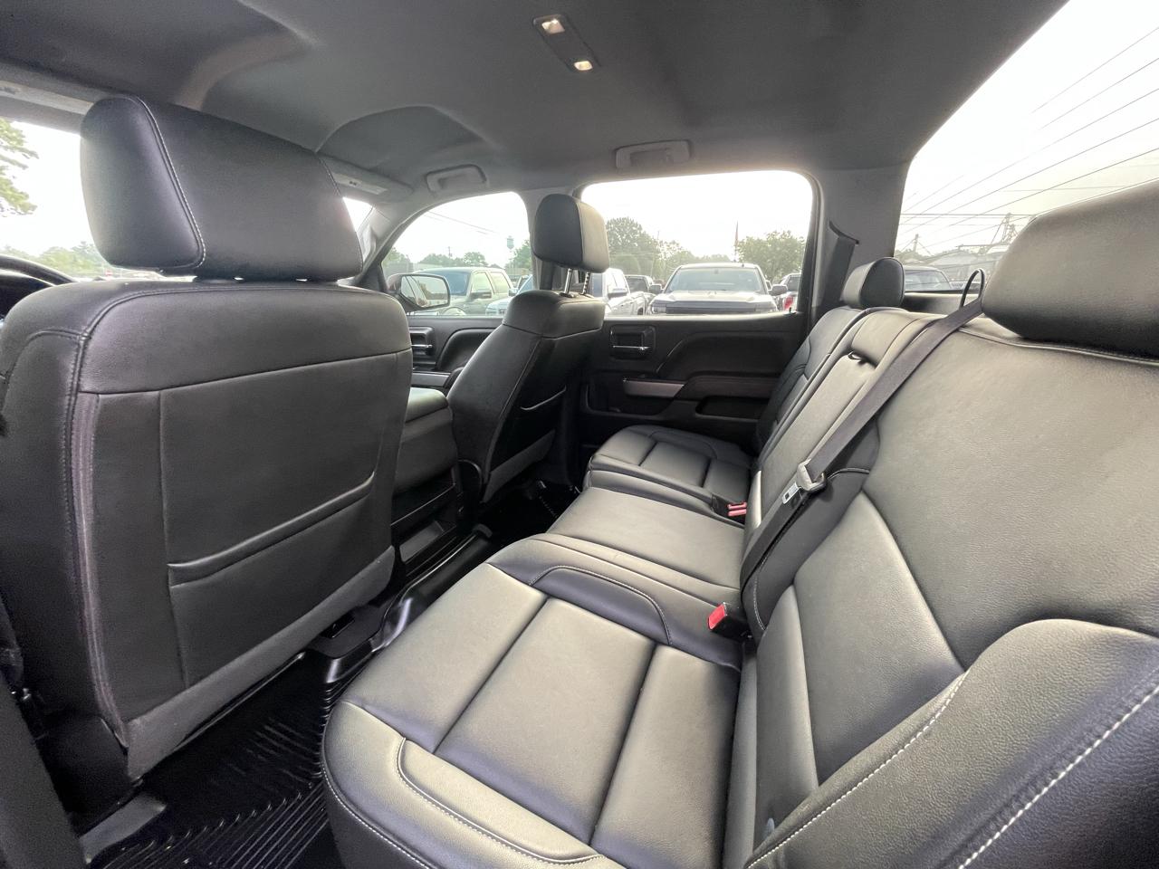 Chevrolet Silverado 1500 4WD Crew Cab 143.5" LT w/2LT 2018