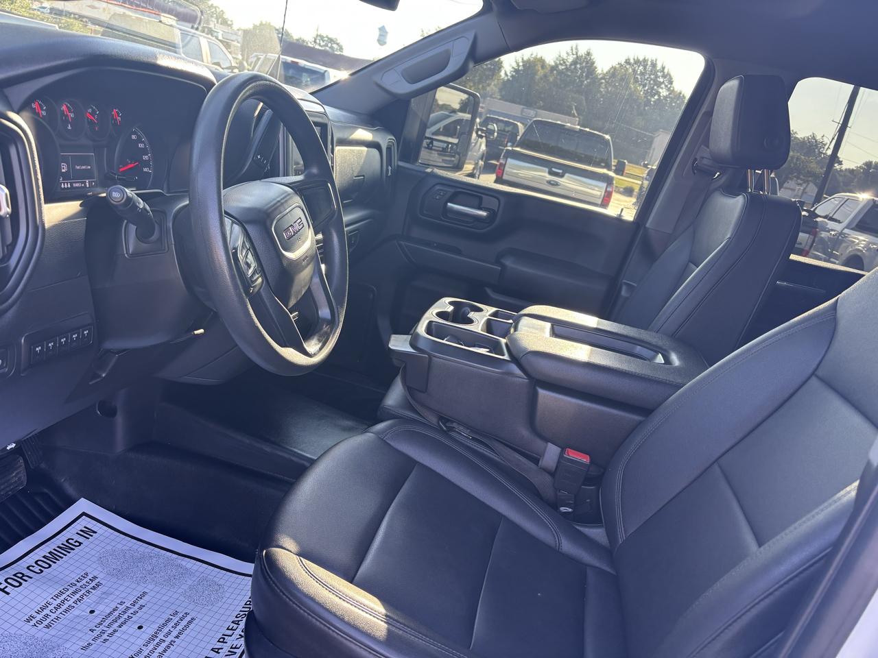 GMC Sierra 2500HD 4WD Crew Cab 159" Pro 2024