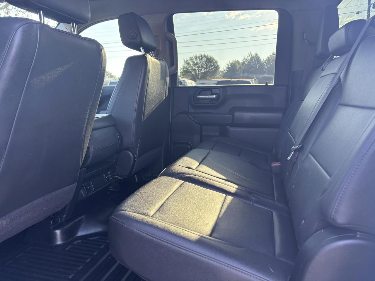 GMC Sierra 2500HD 4WD Crew Cab 159" Pro 2024