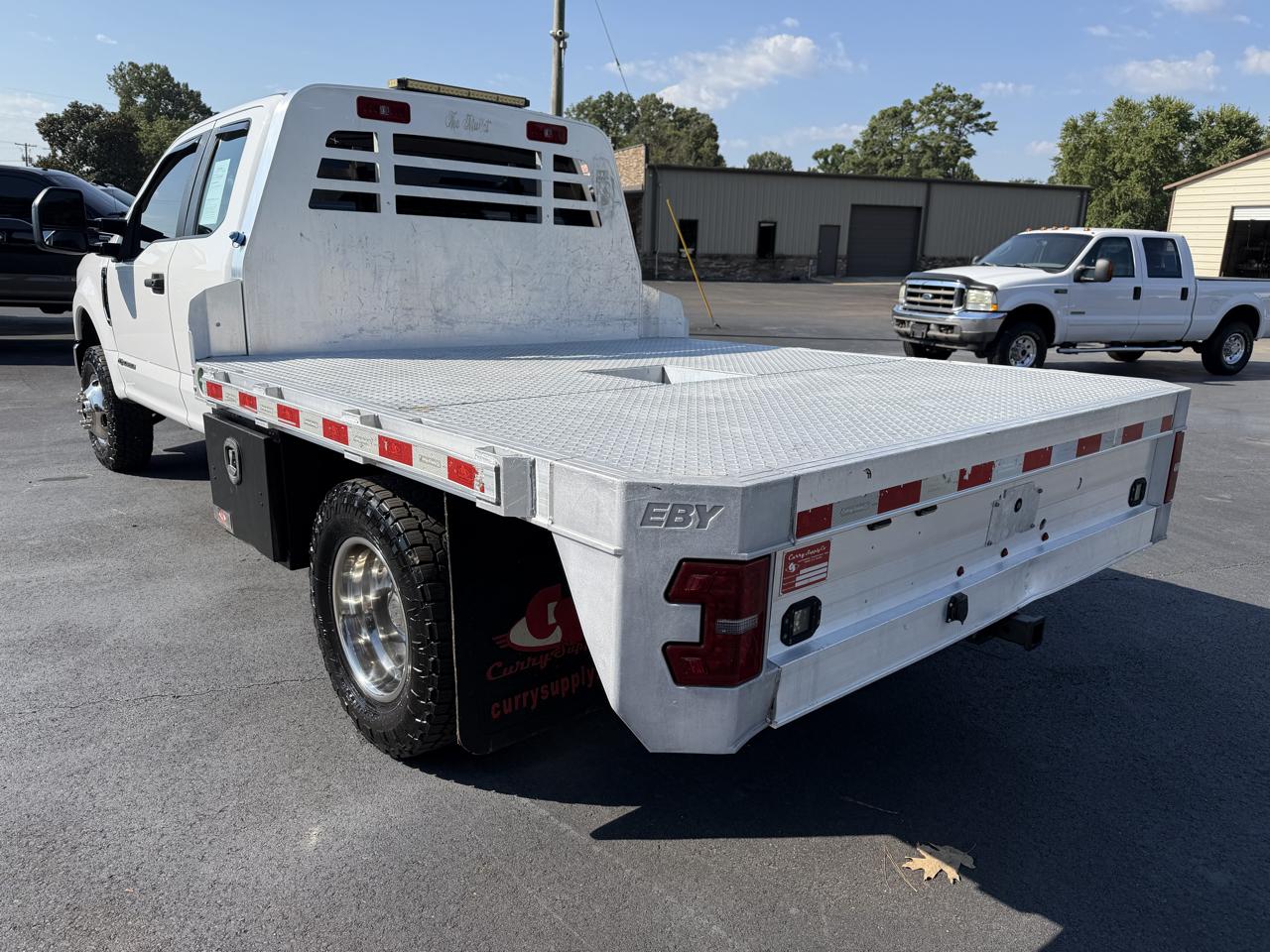 Ford Super Duty F-350 DRW XL 4WD SuperCab 8' Box 2021