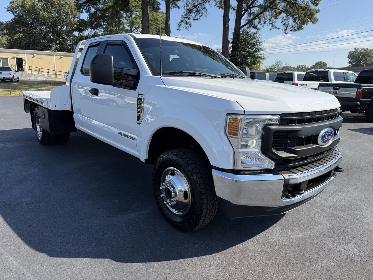 Ford Super Duty F-350 DRW XL 4WD SuperCab 8' Box 2021