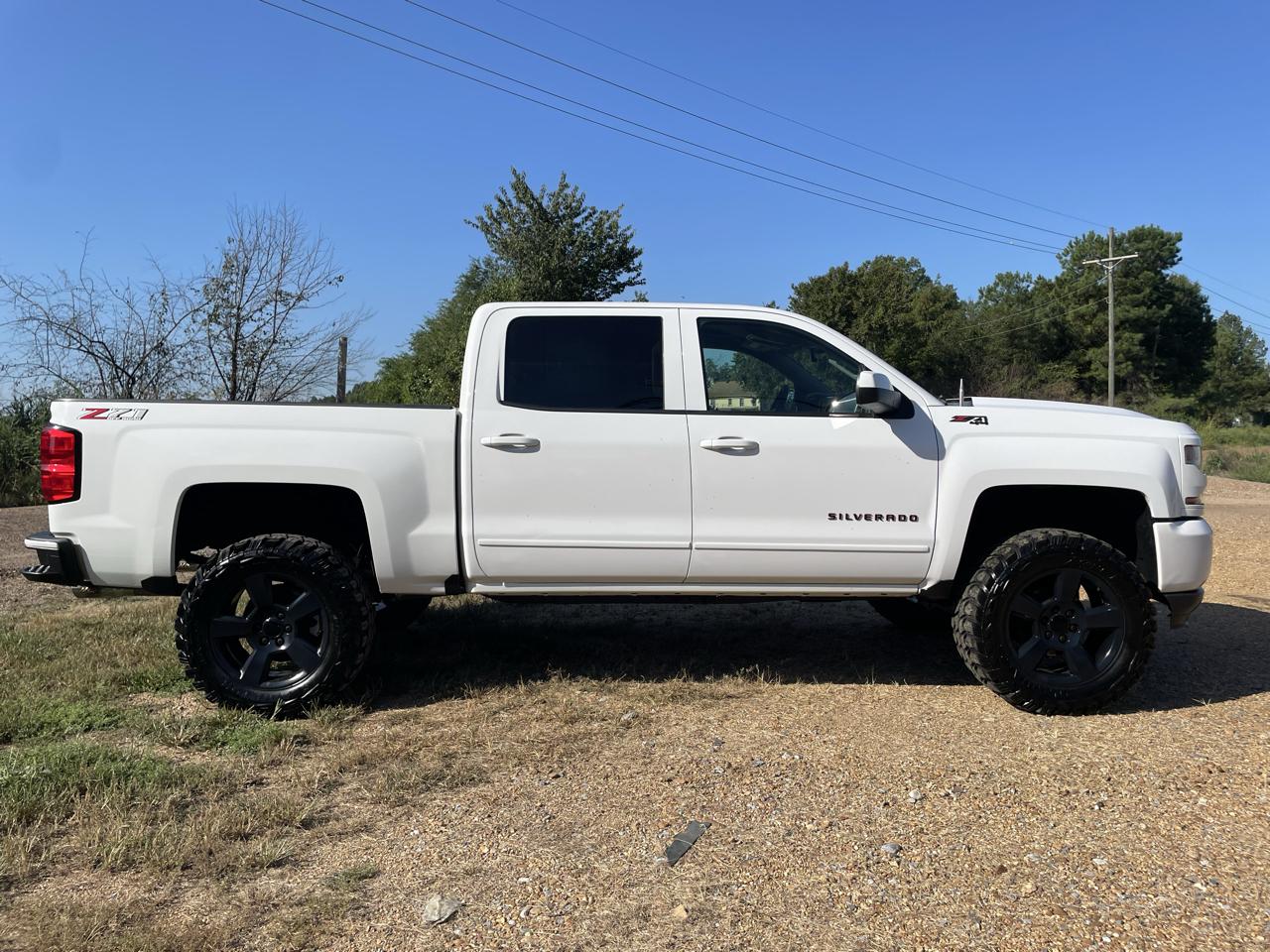 Chevrolet Silverado 1500 4WD Crew Cab 143.5" LT w/2LT 2018