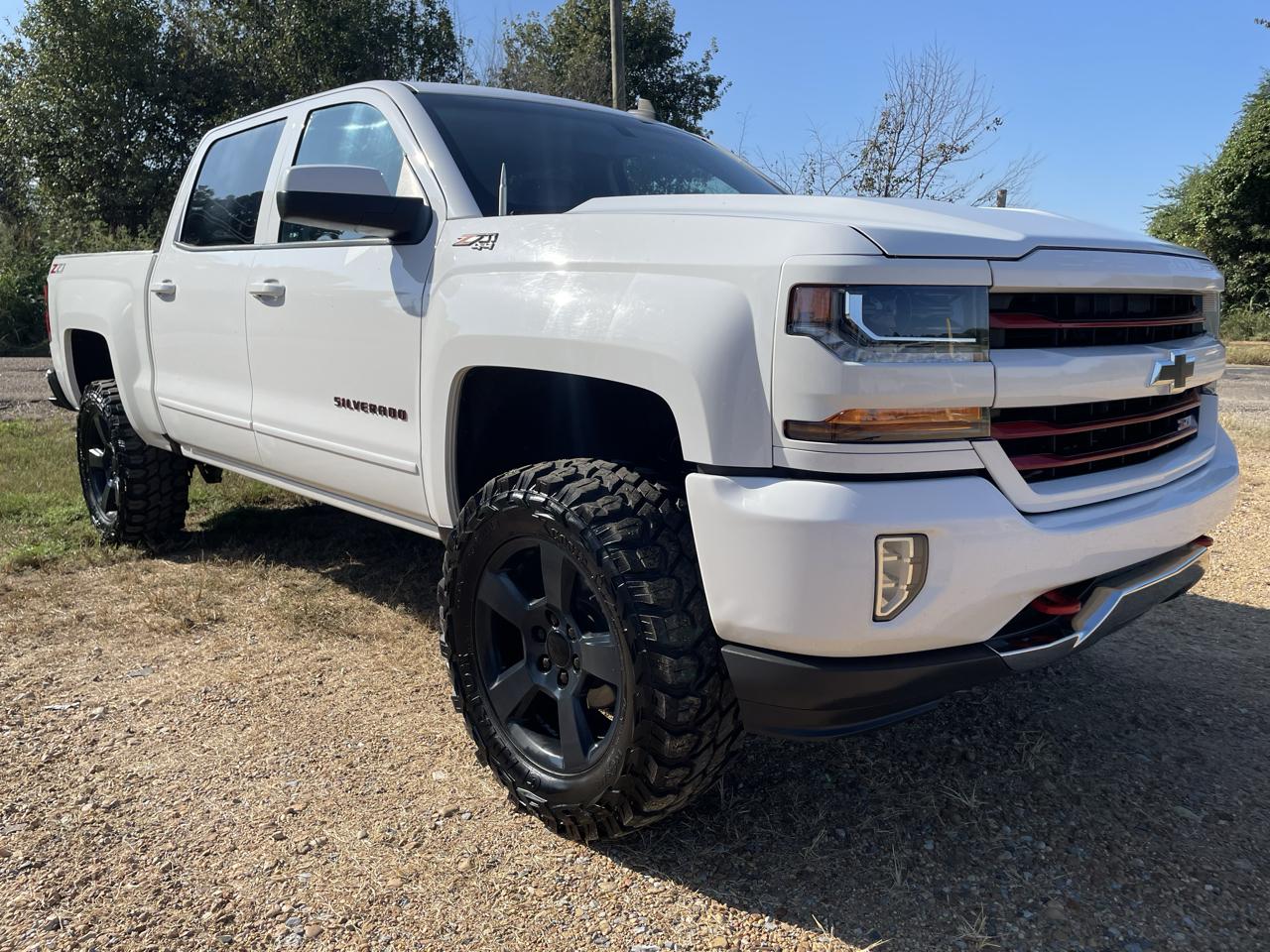 Chevrolet Silverado 1500 4WD Crew Cab 143.5" LT w/2LT 2018