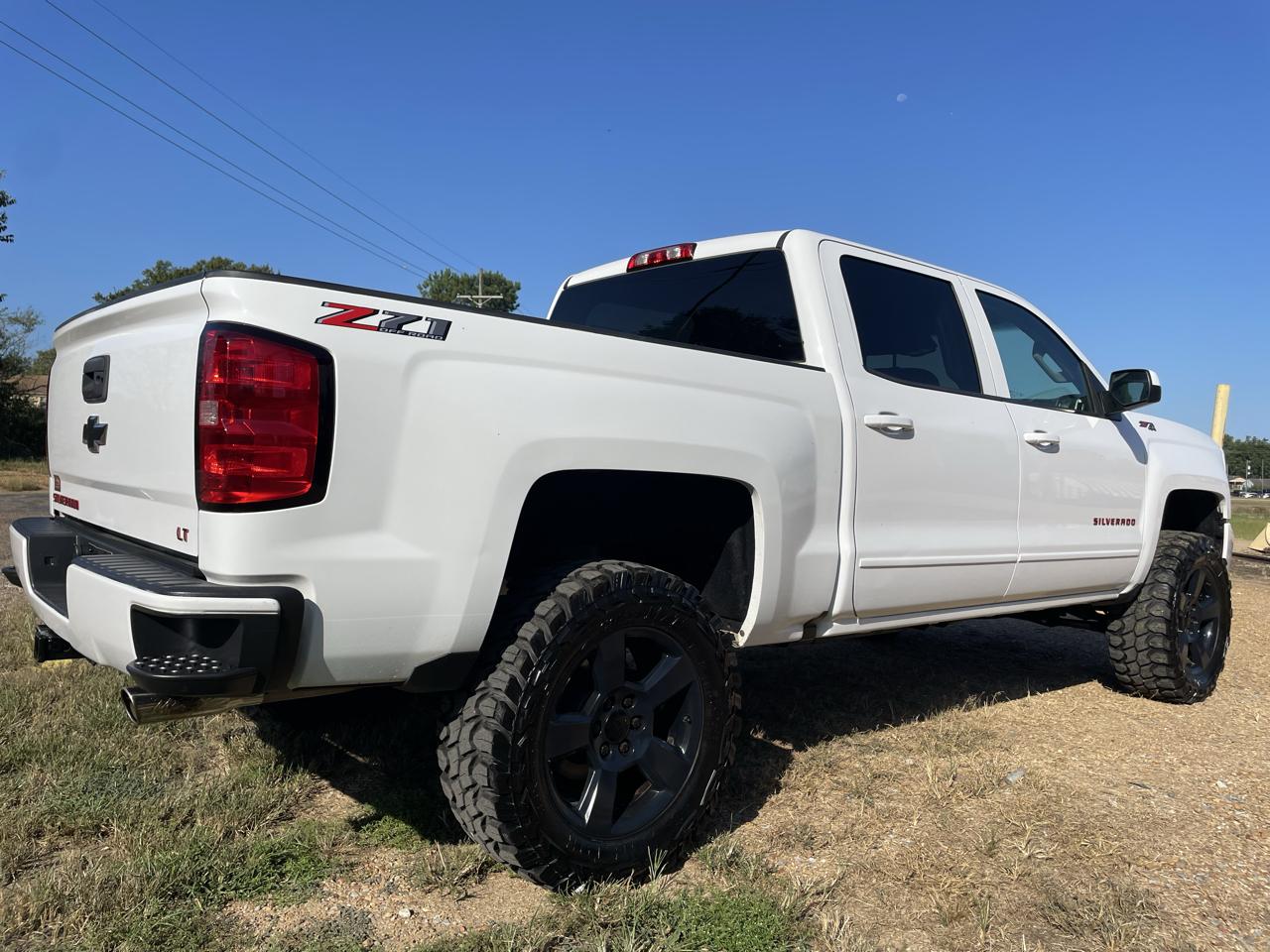 Chevrolet Silverado 1500 4WD Crew Cab 143.5" LT w/2LT 2018