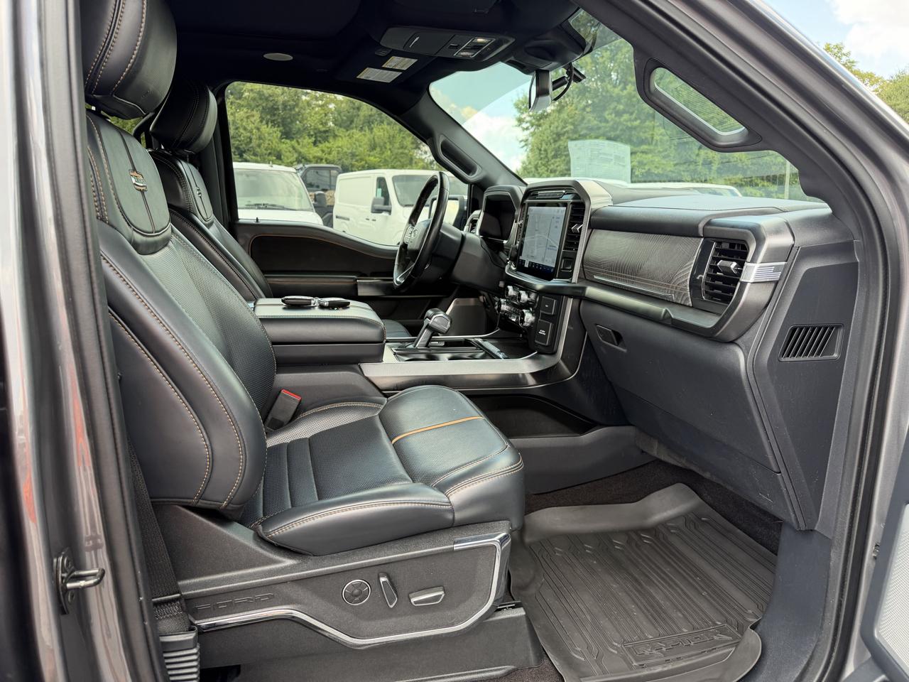 Ford F-150 Platinum 4WD SuperCrew 5.5' Box 2022
