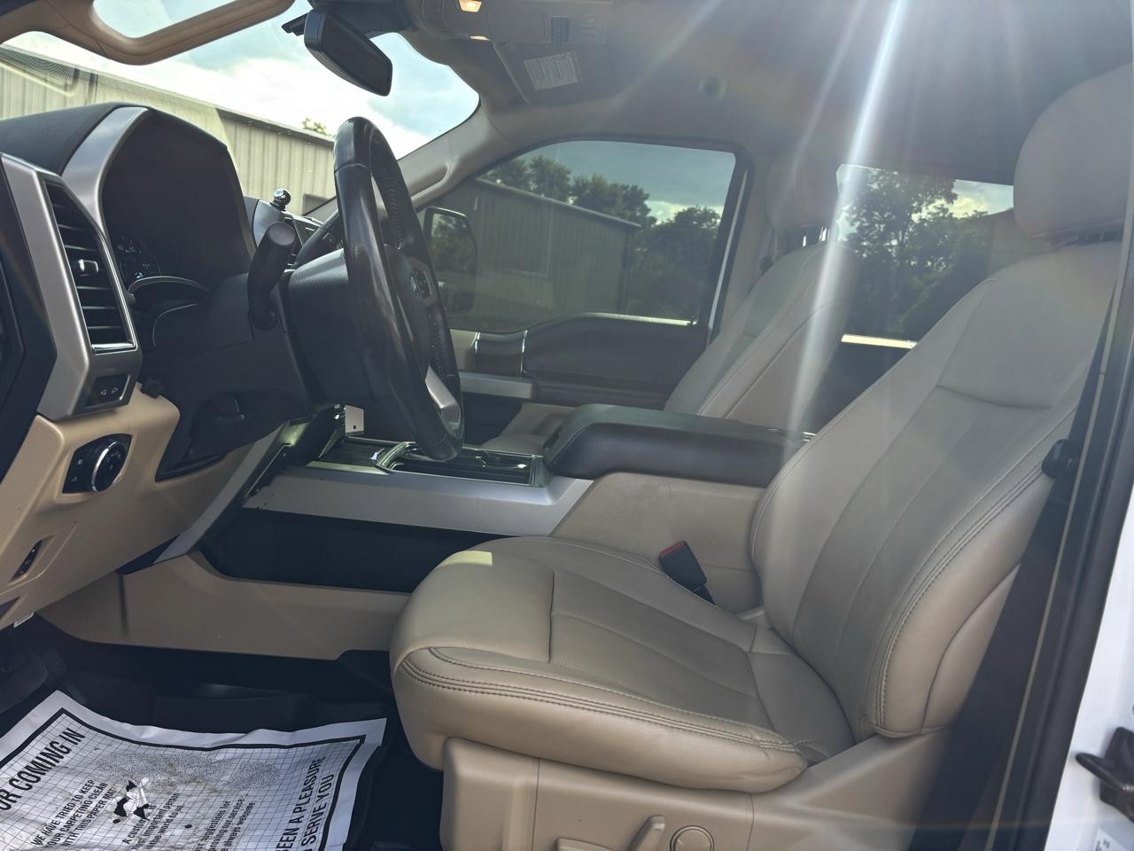 Ford Super Duty F-250 SRW Lariat 4WD Crew Cab 6.75' Box 2021