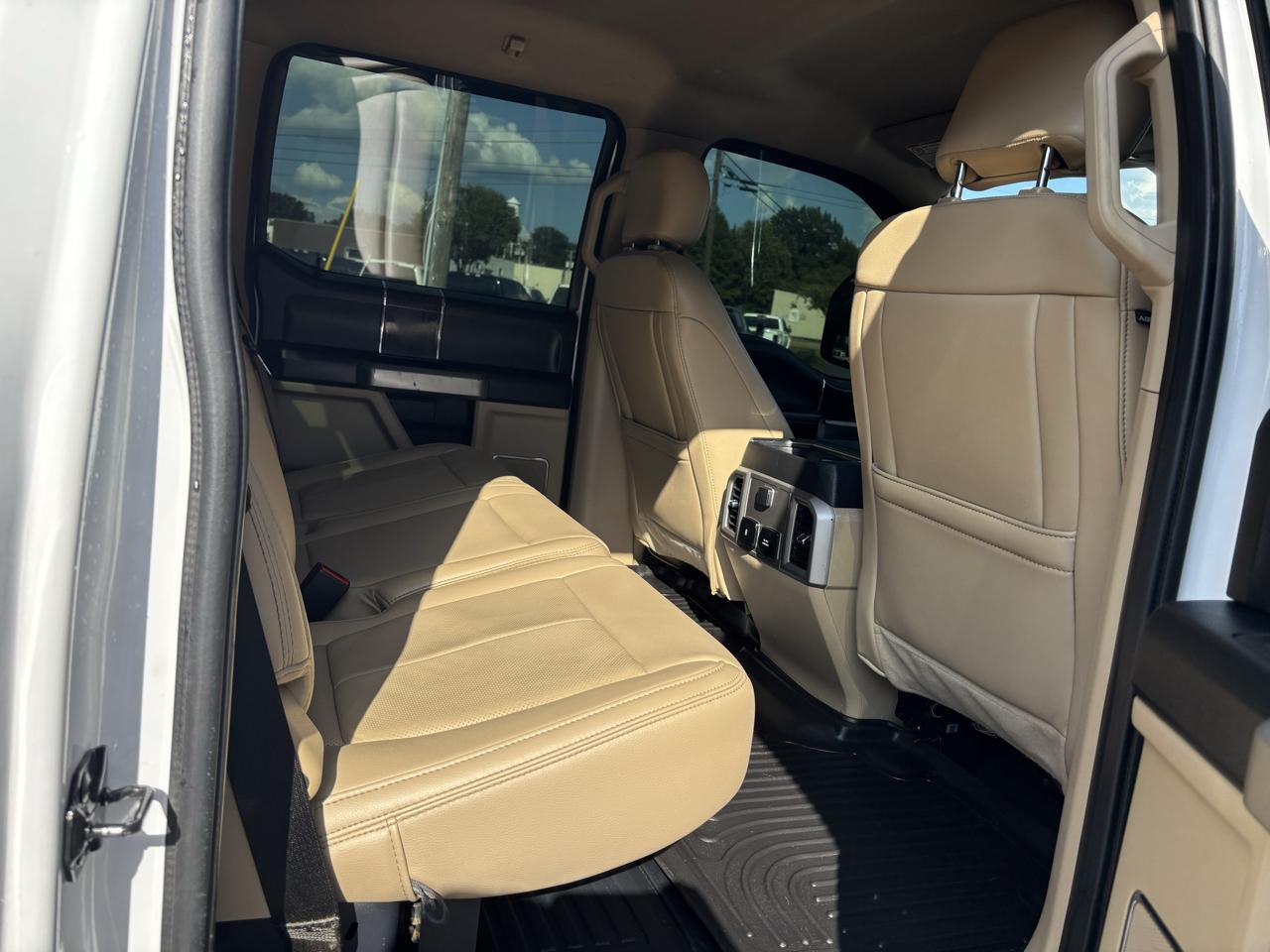 Ford Super Duty F-250 SRW Lariat 4WD Crew Cab 6.75' Box 2021