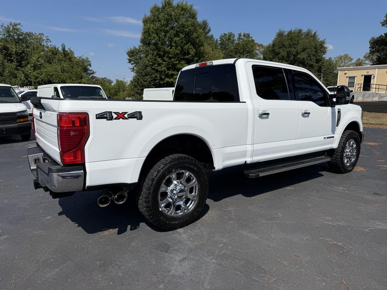 Ford Super Duty F-250 SRW Lariat 4WD Crew Cab 6.75' Box 2022
