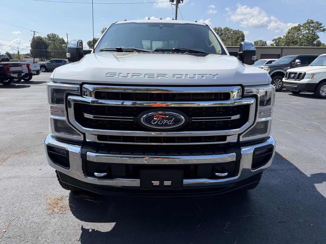 Ford Super Duty F-250 SRW Lariat 4WD Crew Cab 6.75' Box 2022