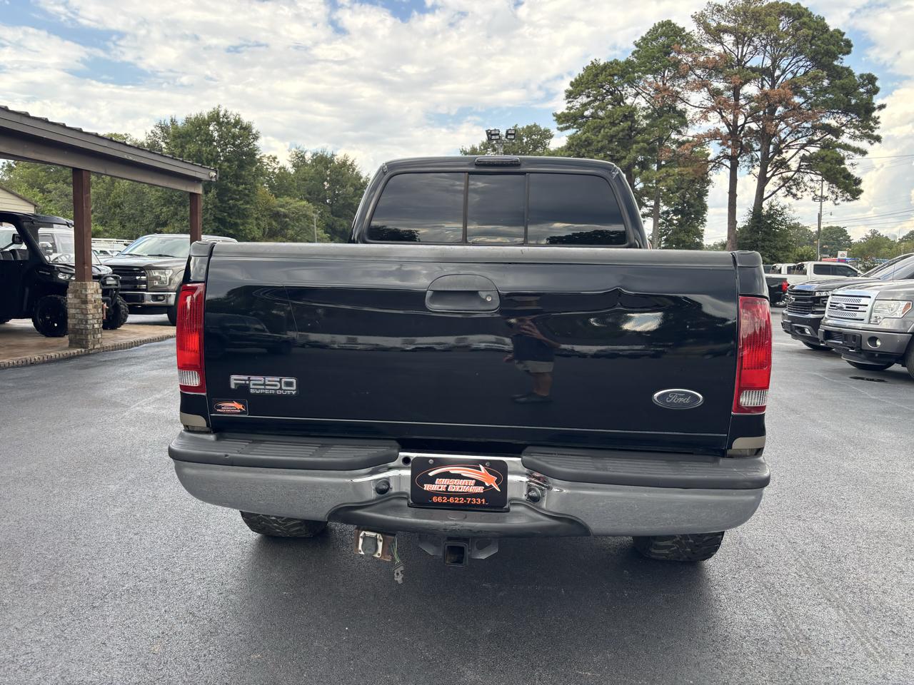 Ford Super Duty F-250 Crew Cab 156" Lariat 4WD 2004