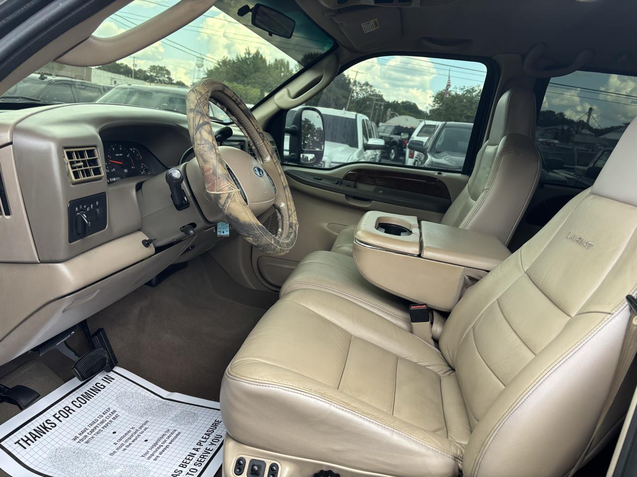 Ford Super Duty F-250 Crew Cab 156" Lariat 4WD 2004