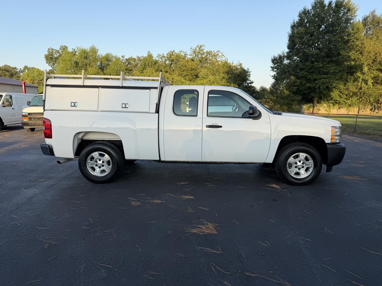 Chevrolet Silverado 1500 2WD Ext Cab 143.5" Work Truck 2013