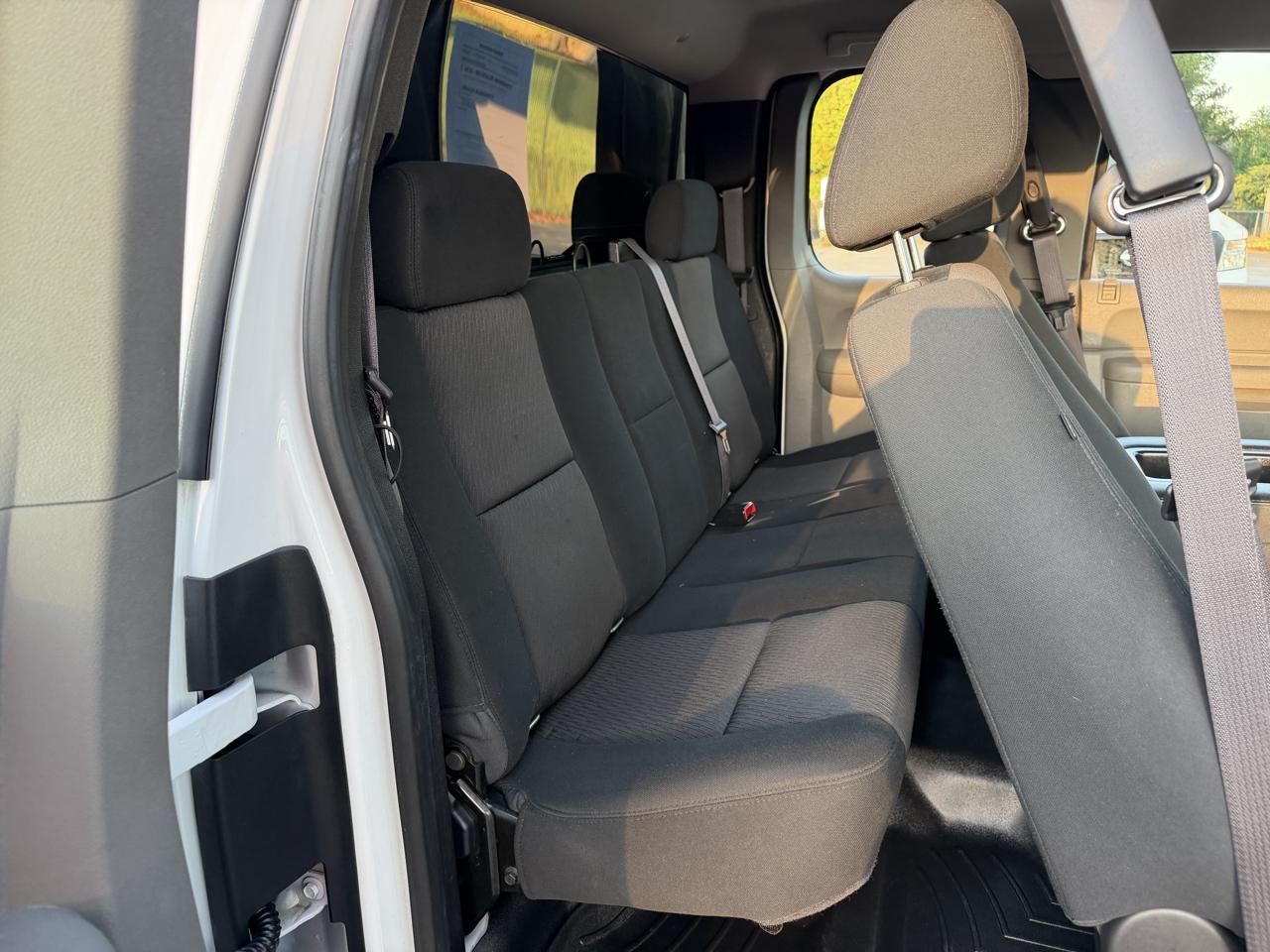 Chevrolet Silverado 1500 2WD Ext Cab 143.5" Work Truck 2013