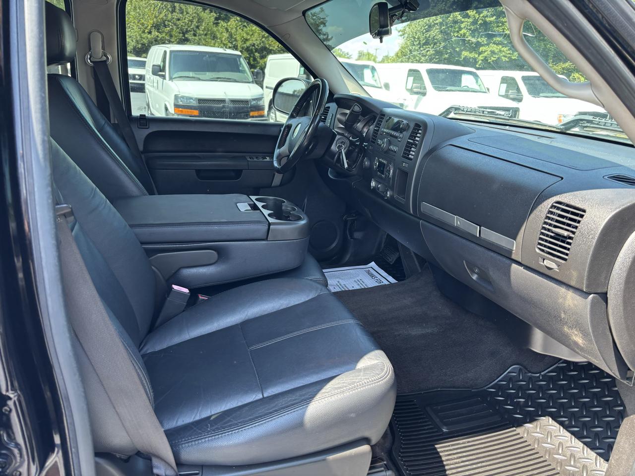 Chevrolet Silverado 1500 4WD Crew Cab 143.5" LT 2010