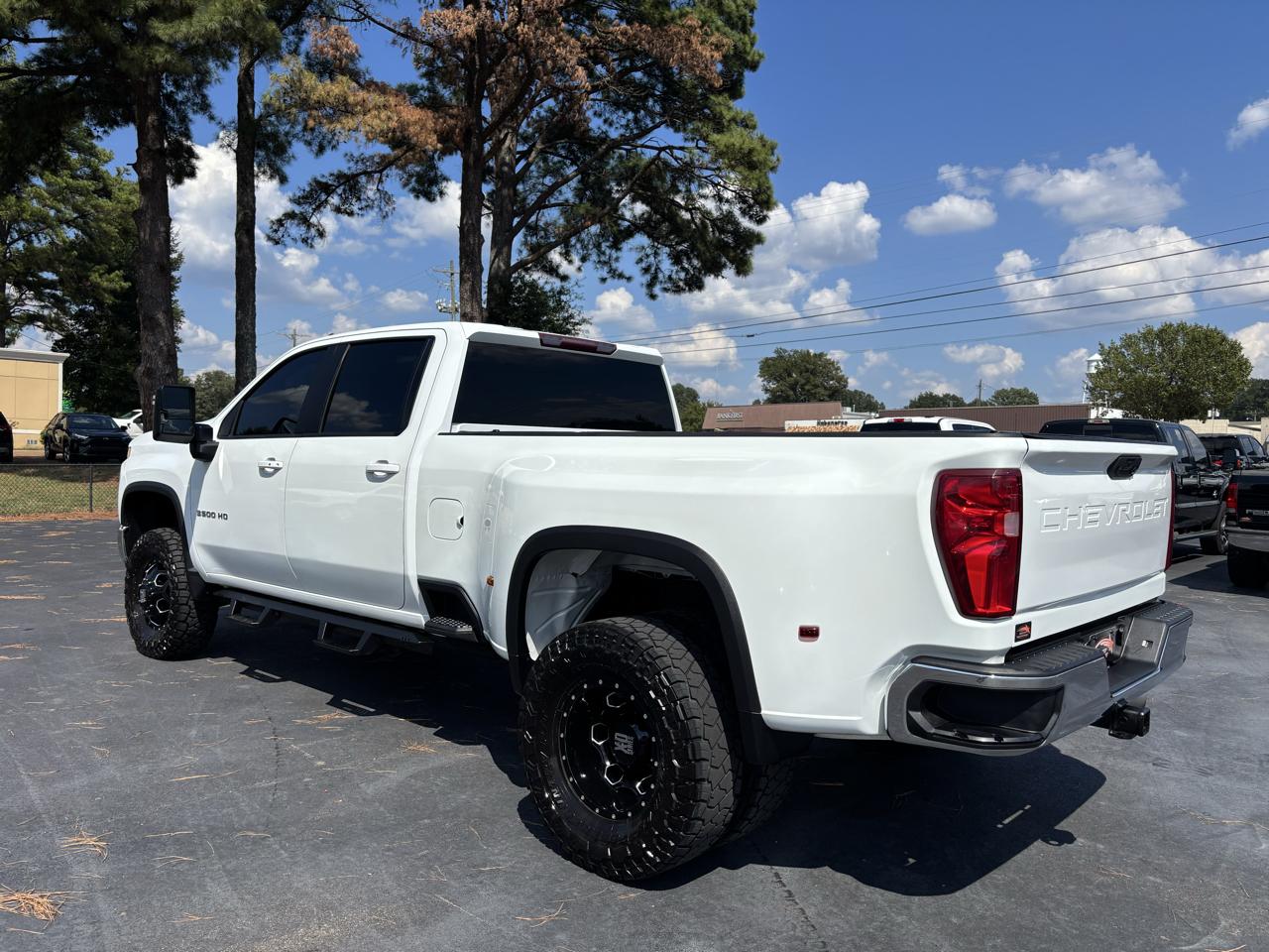 Chevrolet Silverado 3500HD 4WD Crew Cab 172" LT 2021