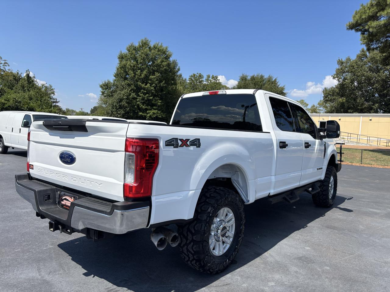 Ford Super Duty F-250 SRW XLT 4WD Crew Cab 6.75' Box 2019
