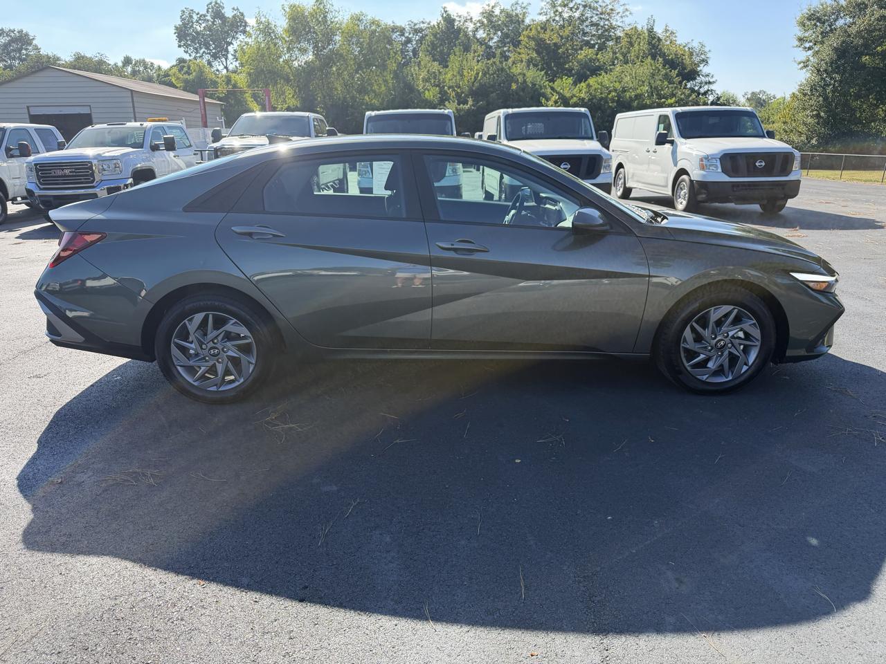 Hyundai Elantra SEL IVT 2024