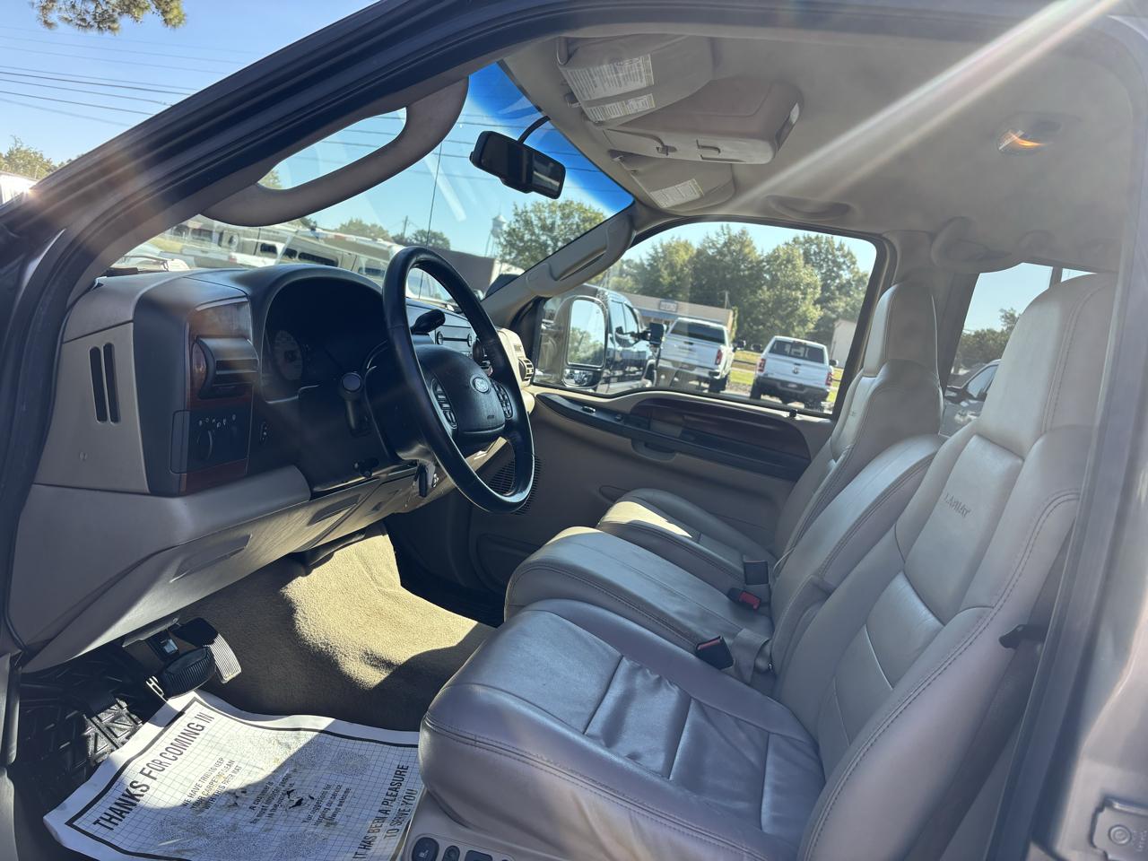 Ford Super Duty F-250 4WD Crew Cab 156" Lariat 2007