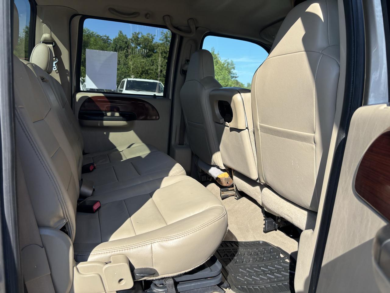 Ford Super Duty F-250 4WD Crew Cab 156" Lariat 2007