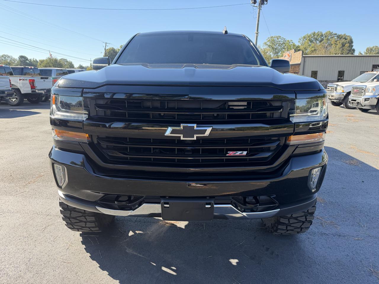 Chevrolet Silverado 1500 4WD Crew Cab 143.5" LT w/2LT 2018