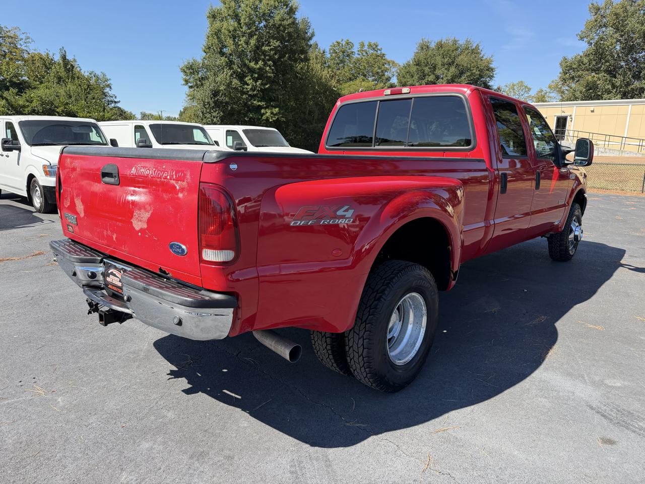 Ford Super Duty F-350 DRW Crew Cab 172" Lariat 4WD 2003