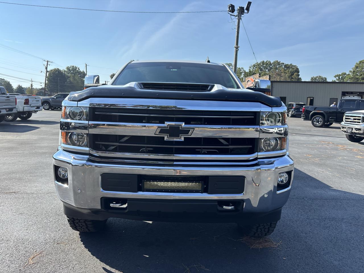 Chevrolet Silverado 2500HD 4WD Crew Cab 153.7" LTZ 2018