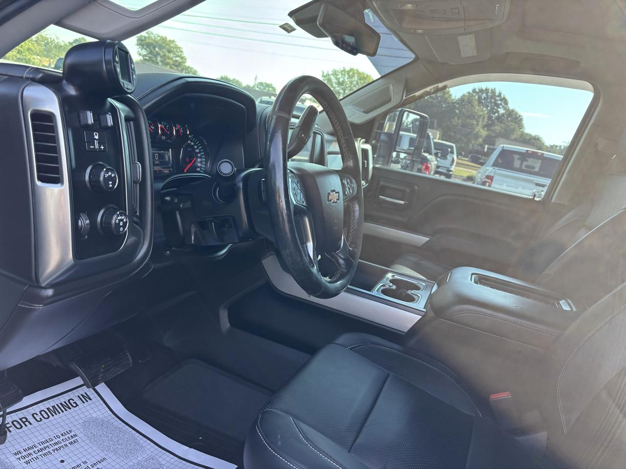 Chevrolet Silverado 2500HD 4WD Crew Cab 153.7" LTZ 2018