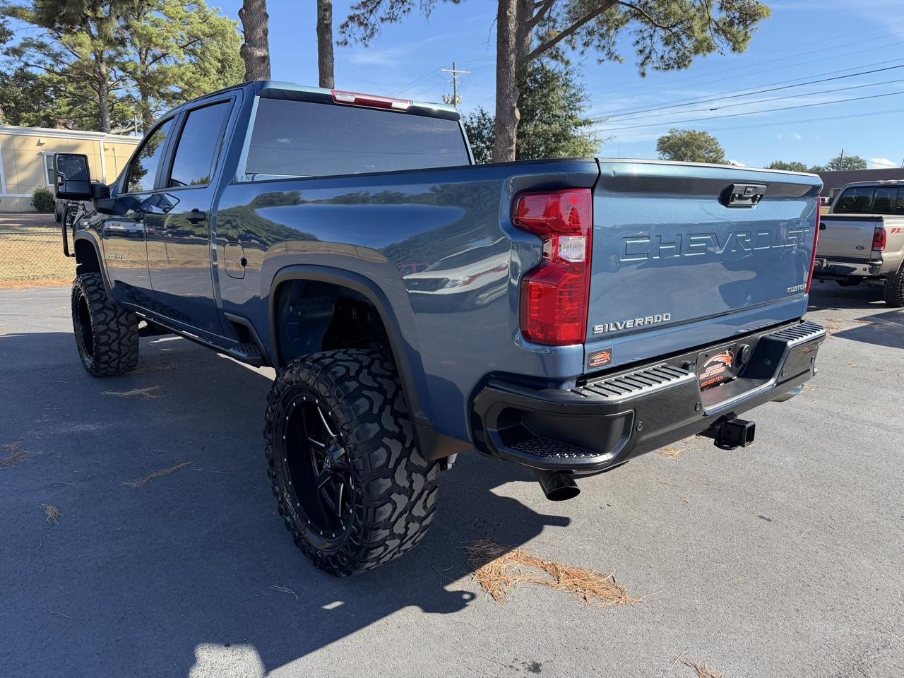 Chevrolet Silverado 2500HD 4WD Crew Cab 159" Custom 2024