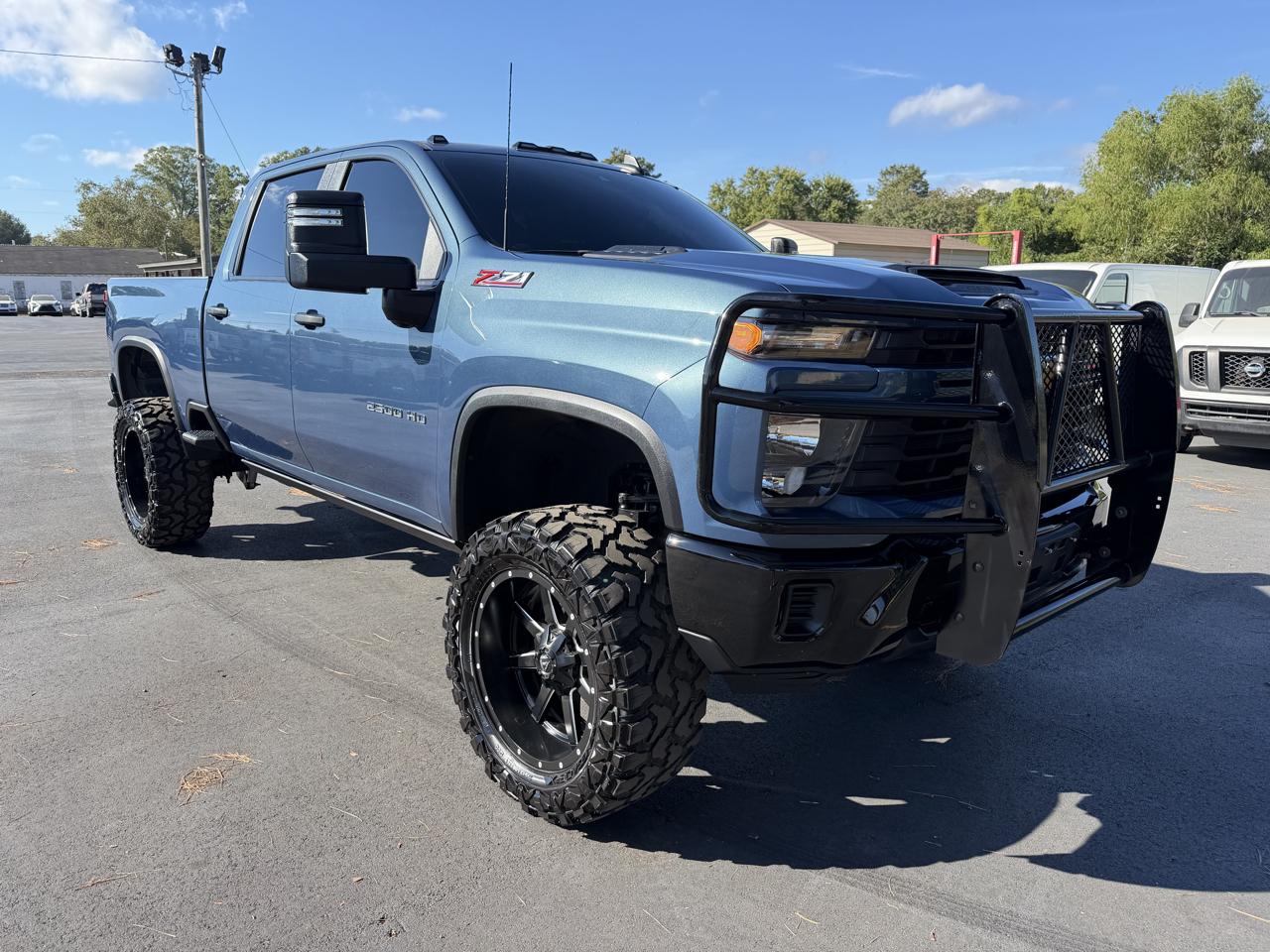 Chevrolet Silverado 2500HD 4WD Crew Cab 159" Custom 2024