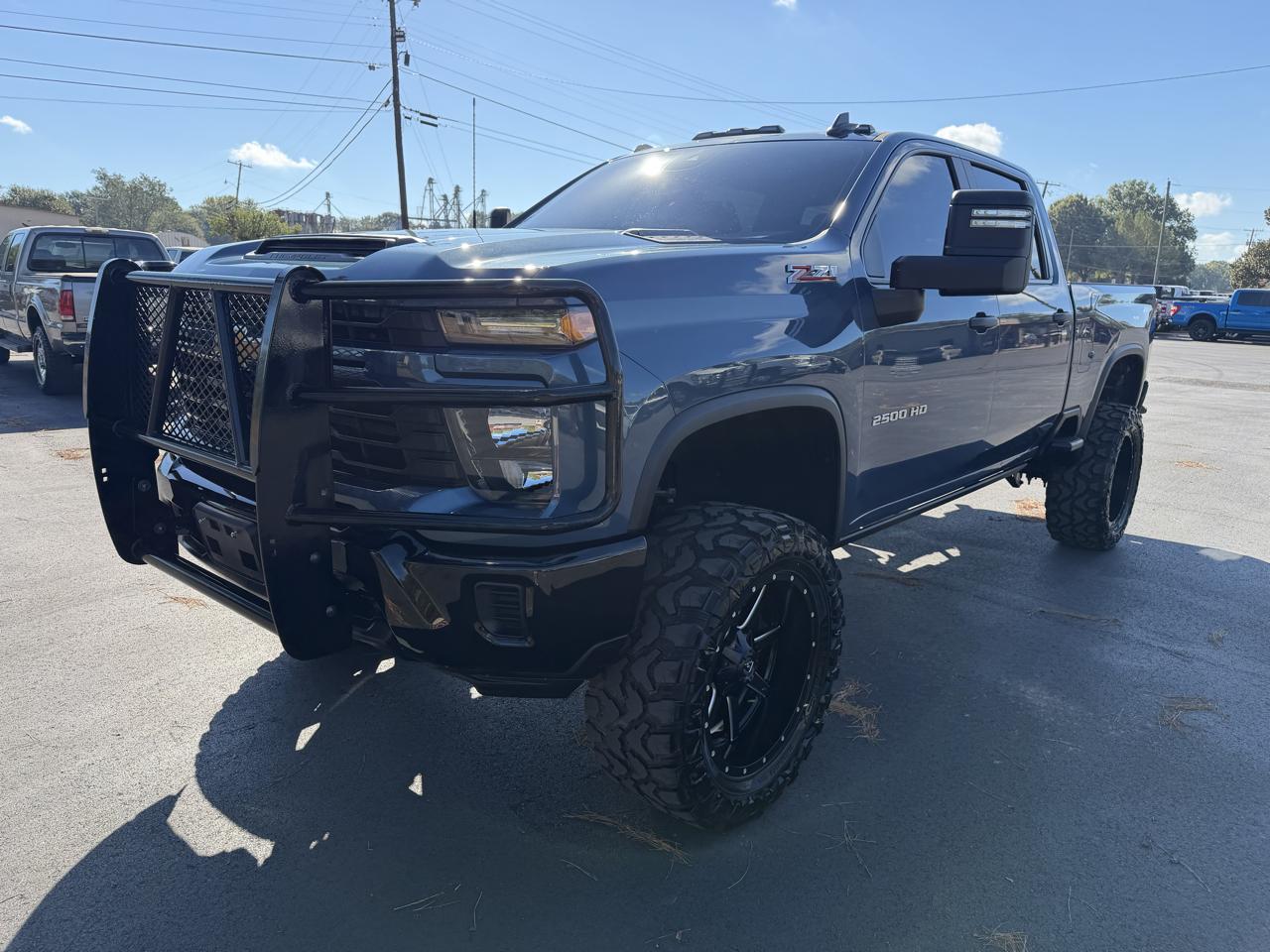 Chevrolet Silverado 2500HD 4WD Crew Cab 159" Custom 2024