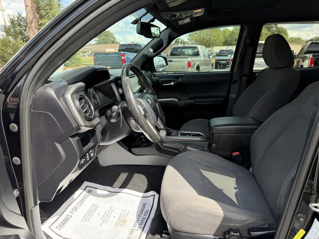 Toyota Tacoma TRD Off Road Double Cab 5' Bed V6 4x4 MT (Natl) 2017