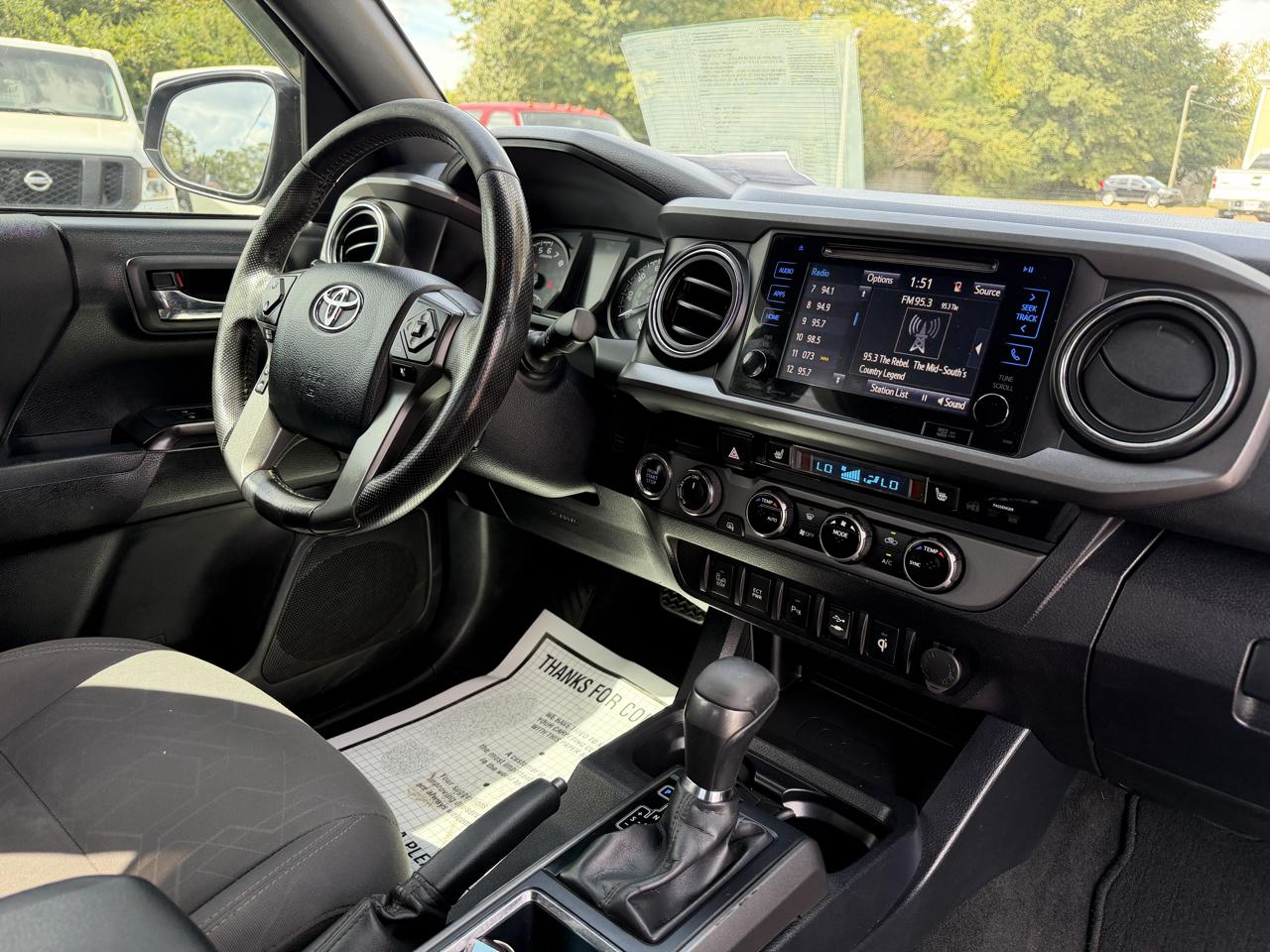 Toyota Tacoma TRD Off Road Double Cab 5' Bed V6 4x4 MT (Natl) 2017