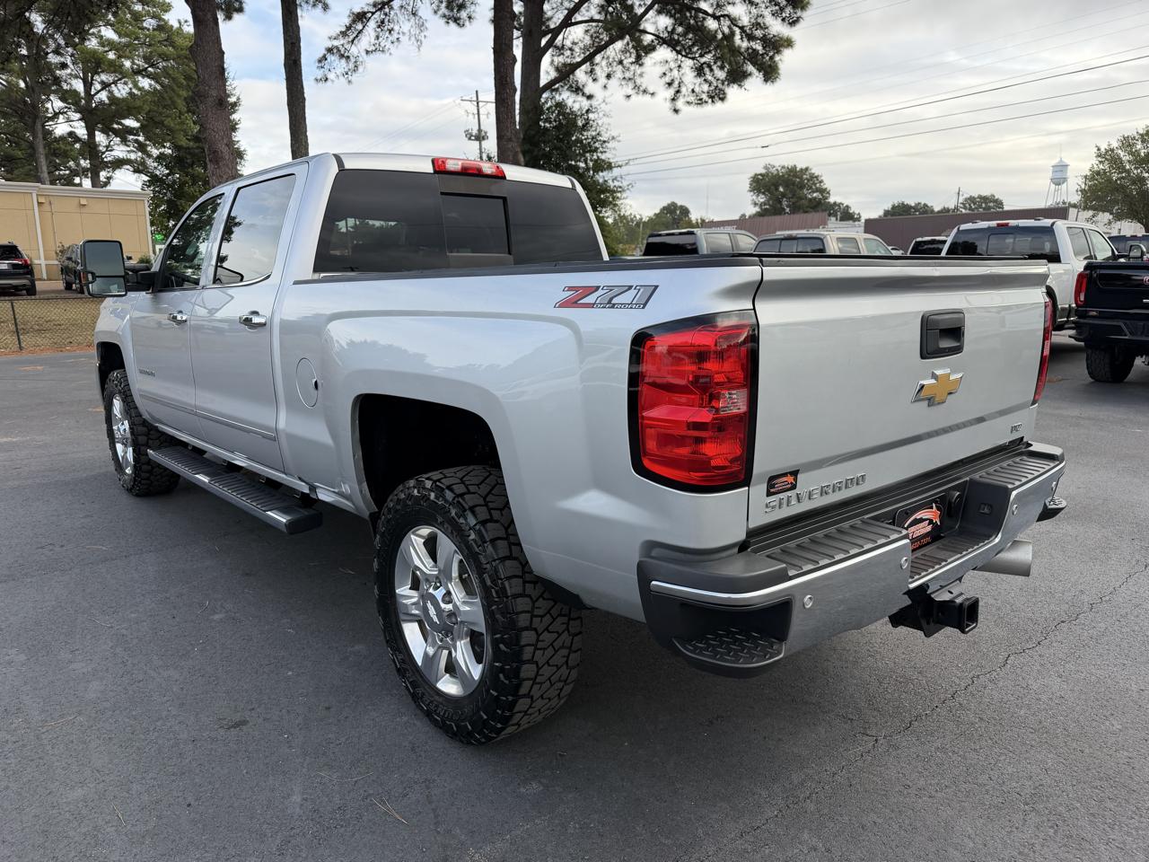 Chevrolet Silverado 2500HD 4WD Crew Cab 153.7" LTZ 2019
