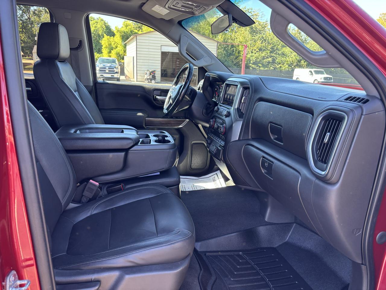 Chevrolet Silverado 1500 4WD Crew Cab 147" LT 2020