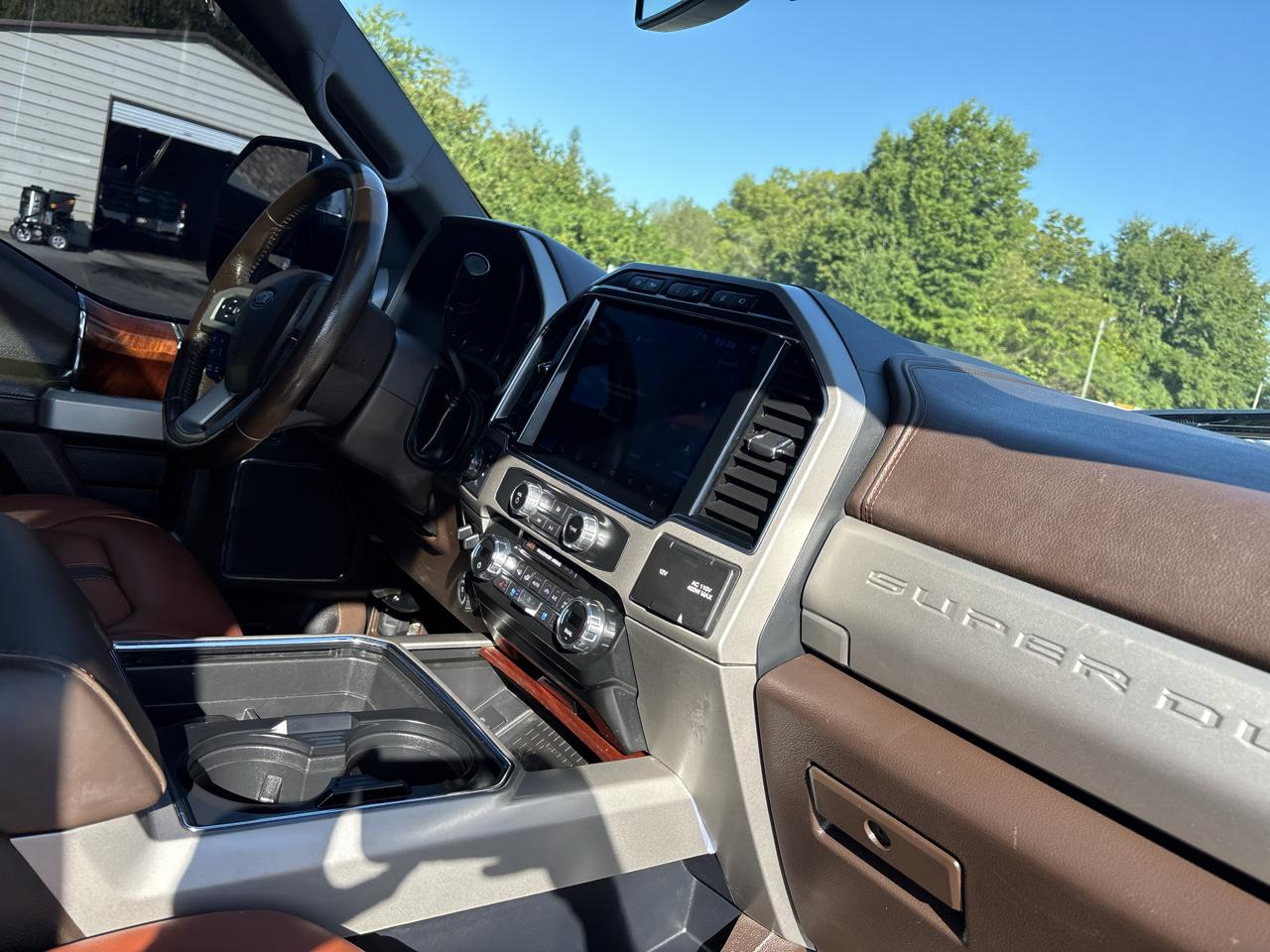 Ford Super Duty F-250 SRW King Ranch 4WD Crew Cab 6.75' Box 2022