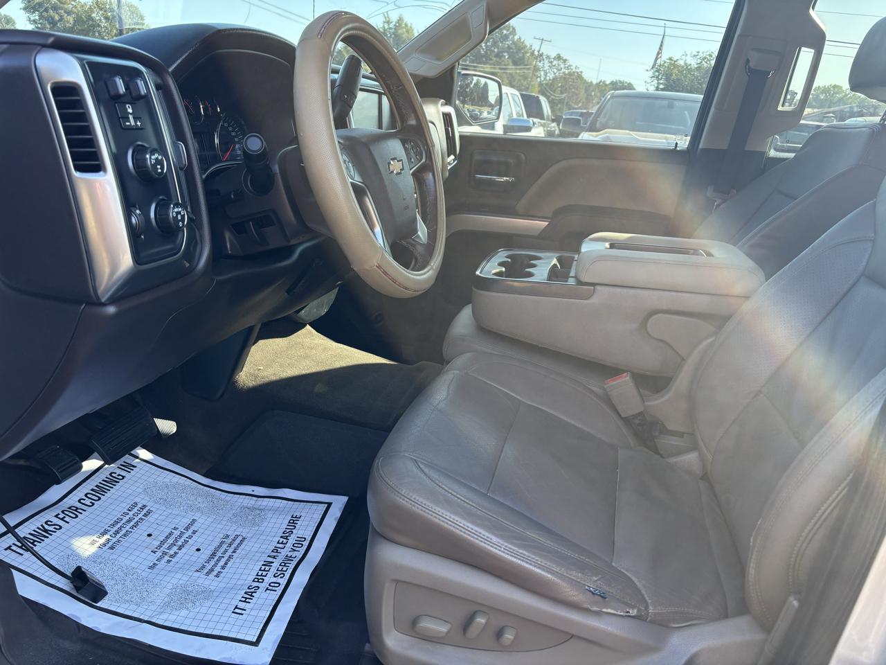 Chevrolet Silverado 1500 4WD Crew Cab 143.5" LT w/2LT 2018