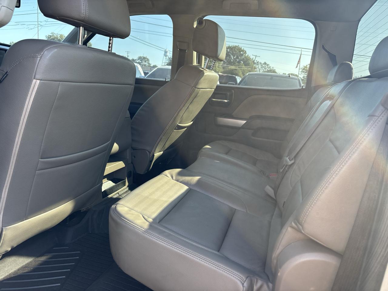 Chevrolet Silverado 1500 4WD Crew Cab 143.5" LT w/2LT 2018