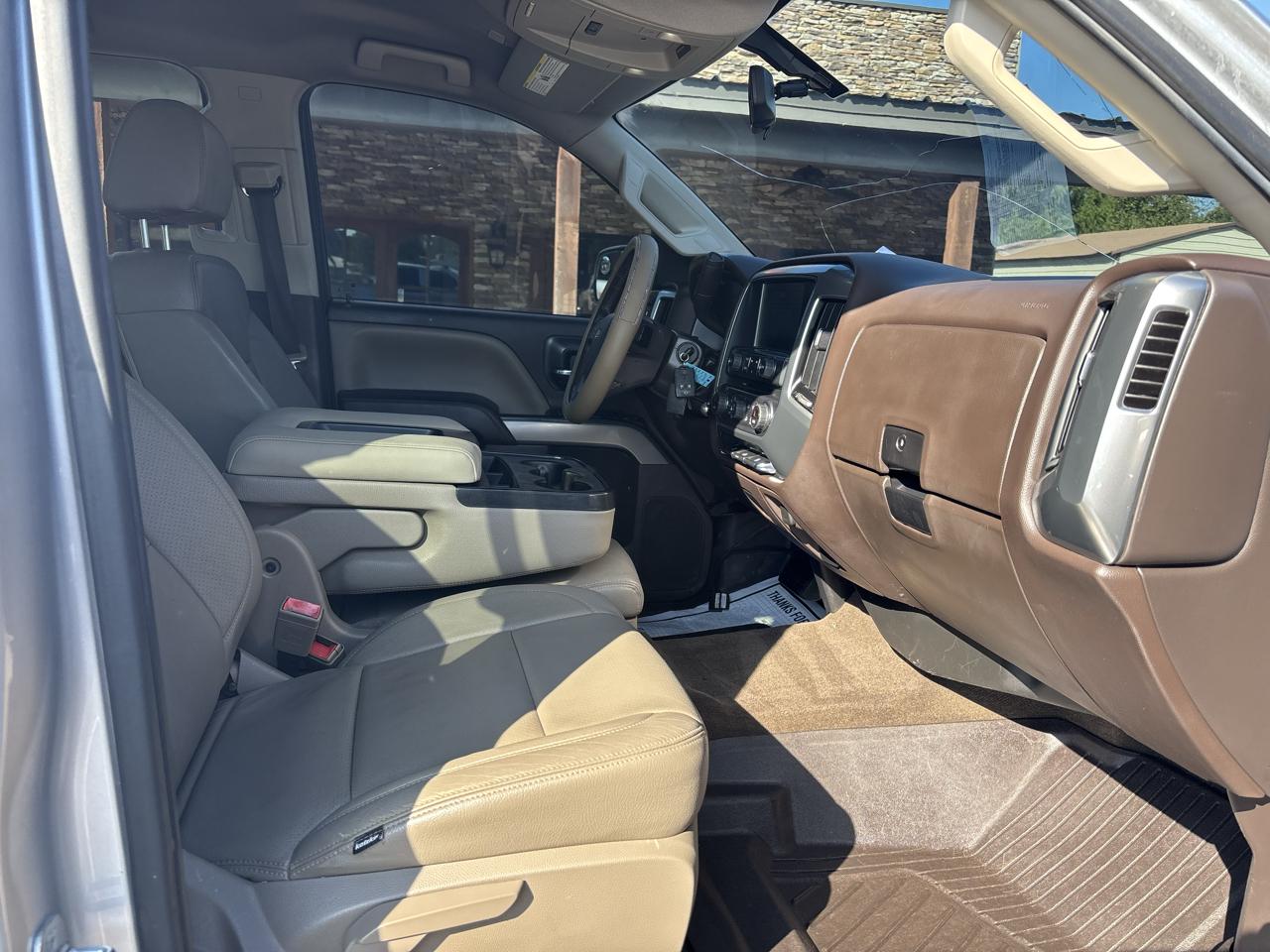 Chevrolet Silverado 1500 4WD Crew Cab 143.5" LT w/2LT 2018