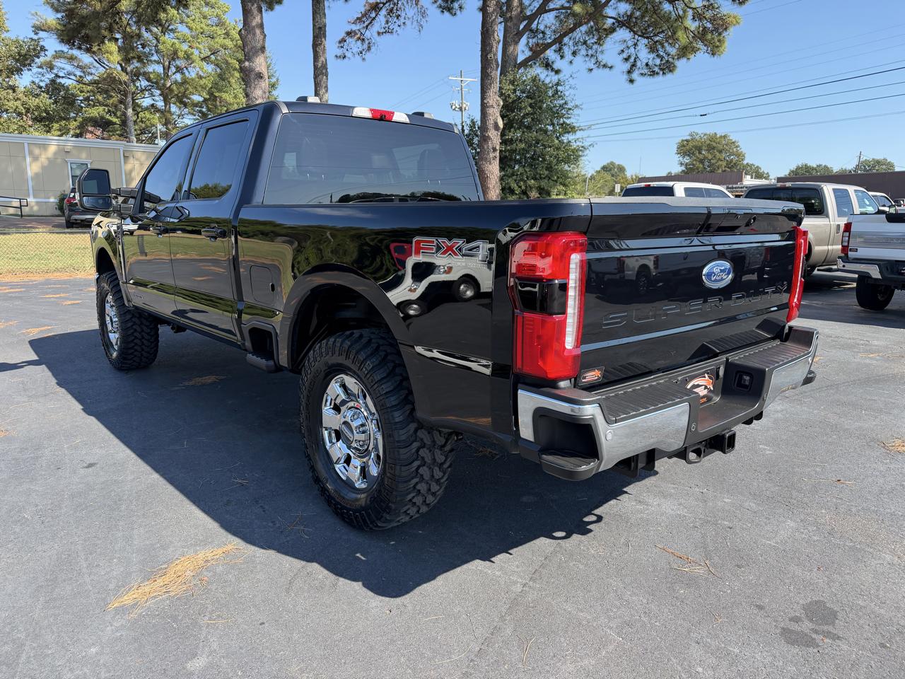 Ford Super Duty F-250 SRW Lariat 4WD Crew Cab 6.75' Box 2026