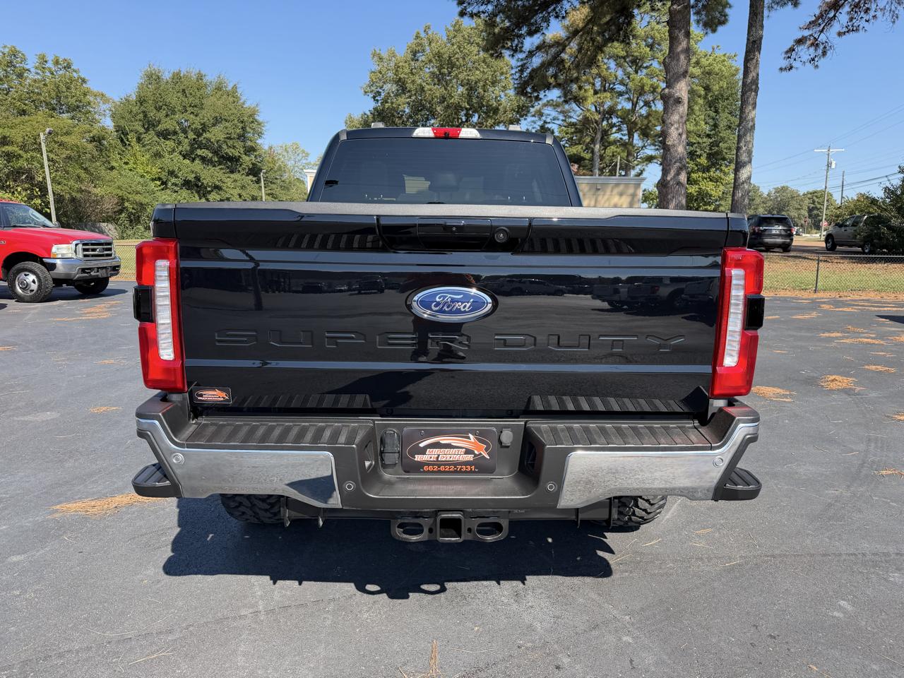 Ford Super Duty F-250 SRW Lariat 4WD Crew Cab 6.75' Box 2026